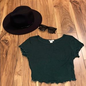 Stretchy dark green crop top